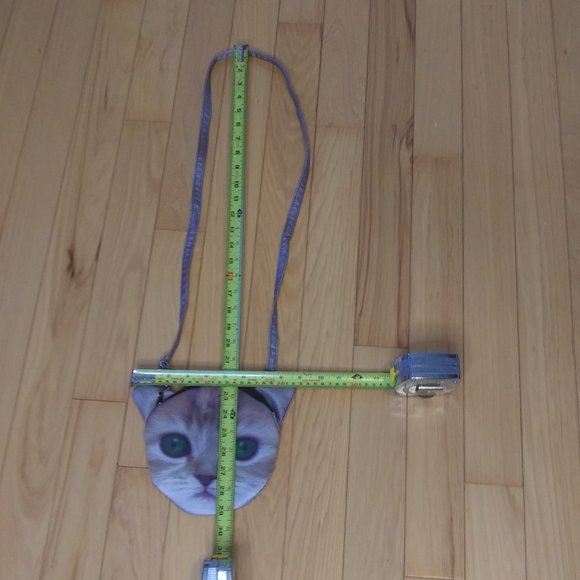 Cute realistic cat face cross body bag - Picture 9 of 15